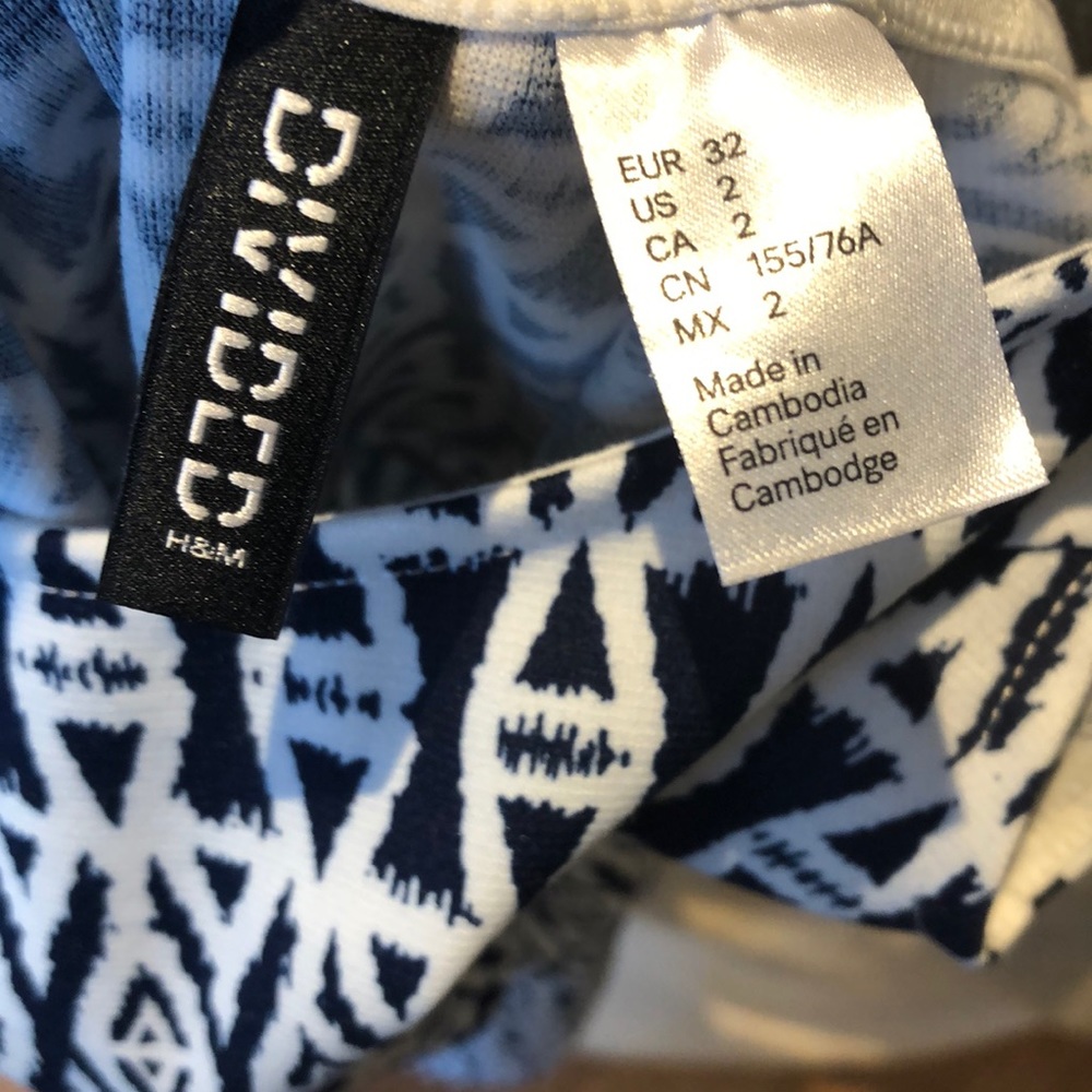 H&M dress - Picture 3 of 4